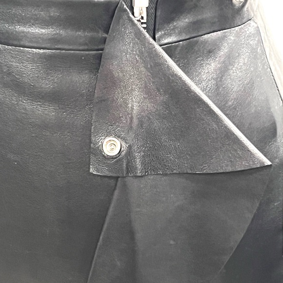 Givenchy Black Leather Midi Skirt - Size 4- Luxury Designer - Picture 7 of 12